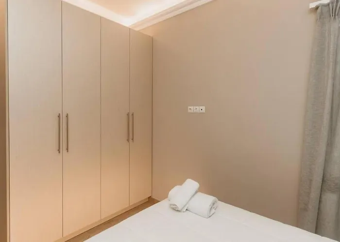 Satus Finem Egnatia's Luxury